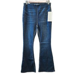 Tinseltown The Hi-Rise Pull on Flare Jeans Women's Size ~ Medium